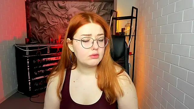 Snapshot of StaceyJensen chatting on March 2026 01:17:01 PM StaceyJensen online show from March 2026 01:17:01 PM