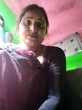 Snapshot of Pooja_hote chatting on November 2025 05:22:02 AM Pooja hote online show from November 2025 05:22:02 AM