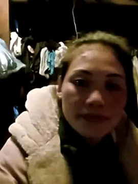 Snapshot of lynae-0 chatting on November 2025 01:32:02 PM lynae-0 online show from November 2025 01:32:02 PM