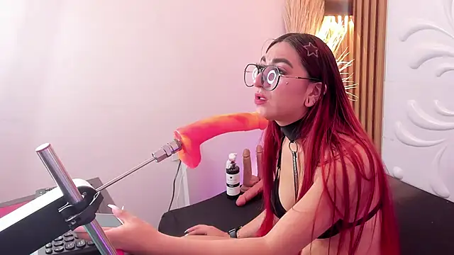 Snapshot of Venus_Bms_ chatting on November 2025 11:45:01 AM Venus Bms online show from November 2025 11:45:01 AM