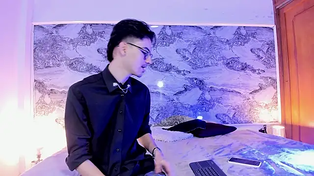 Snapshot of Im_Dayros chatting on November 2025 07:07:02 PM Im Dayros online show from November 2025 07:07:02 PM