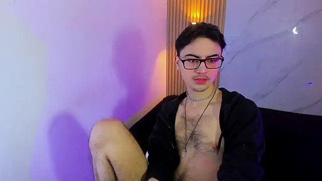 Snapshot of Im_Dayros chatting on December 2025 03:34:02 AM Im Dayros online show from December 2025 03:34:02 AM