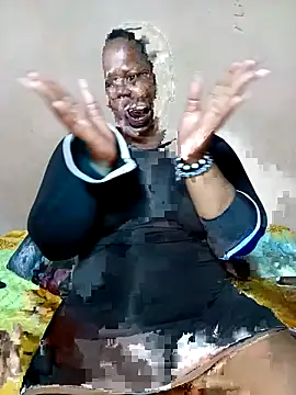 Snapshot of BlackPearlxxo chatting on April 2026 04:29:01 PM BlackPearlxxo online show from April 2026 04:29:01 PM