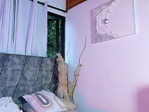 MiaBlumm  online show from December 2025 11:28:02 AM