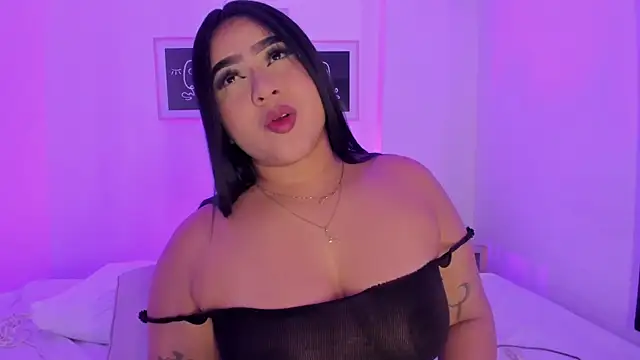 alejandrarojas  online show from April 2026 12:40:01 PM