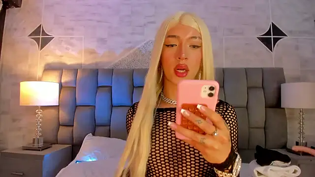 DeboraCopper online show from March 2026 11:42:01 PM