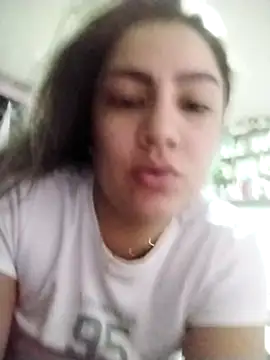 Snapshot of Ariana_Blaze1 chatting on December 2025 10:40:02 PM Ariana Blaze1 online show from December 2025 10:40:02 PM