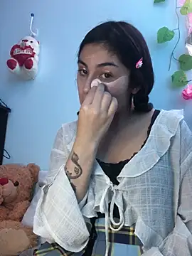 Snapshot of Miharu_ chatting on December 2025 09:09:01 PM Miharu online show from December 2025 09:09:01 PM