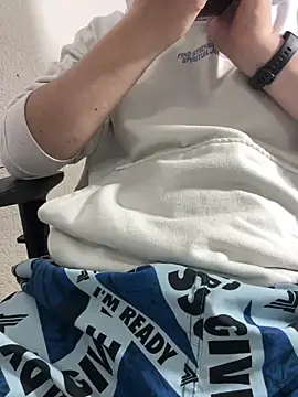 Snapshot of Daisuke_01 chatting on November 2025 08:21:02 PM Daisuke 01 online show from November 2025 08:21:02 PM