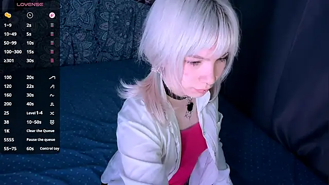 Snapshot of LolaDollyMur chatting on December 2025 07:12:02 PM LolaDollyMur online show from December 2025 07:12:02 PM