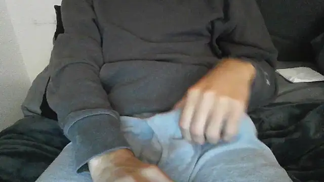 Snapshot of latinman7944 chatting on February 2026 07:15:02 AM latinman7944 online show from February 2026 07:15:02 AM