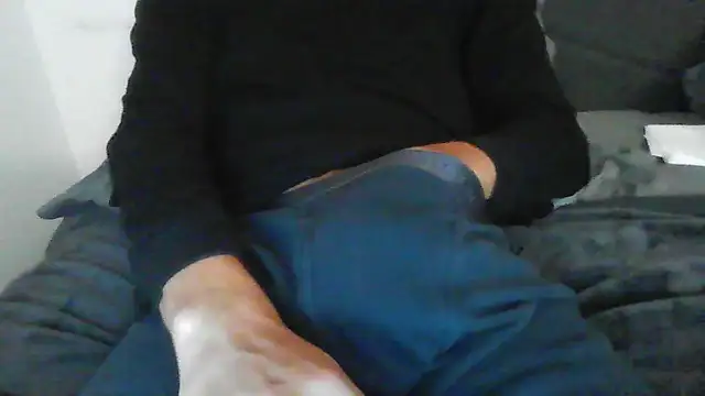 Snapshot of latinman7944 chatting on February 2026 07:51:01 AM latinman7944 online show from February 2026 07:51:01 AM