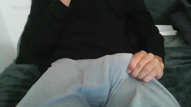 Snapshot of latinman7944 chatting on March 2026 06:36:02 AM latinman7944 online show from March 2026 06:36:02 AM