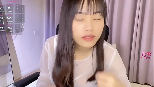 GD-girl001 online show from December 2025 04:01:02 PM