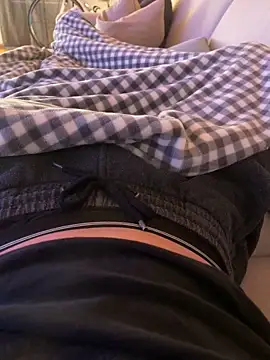 Snapshot of nightbound99 chatting on December 2025 08:28:02 PM nightbound99 online show from December 2025 08:28:02 PM