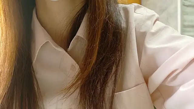  NATSUMI online show from November 2025 02:40:02 PM