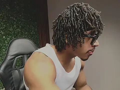 Snapshot of spent_0 chatting on December 2025 09:31:02 PM spent 0 online show from December 2025 09:31:02 PM