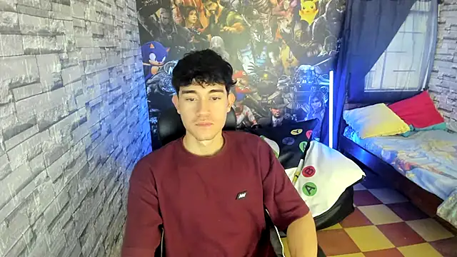 Snapshot of jay_orange chatting on December 2025 07:22:01 PM jay orange online show from December 2025 07:22:01 PM