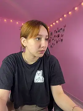 Davne  online show from April 2026 01:03:01 AM