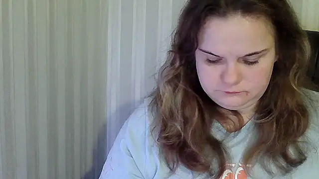 Snapshot of HarmonyKareraa chatting on November 2025 08:42:02 PM HarmonyKareraa online show from November 2025 08:42:02 PM