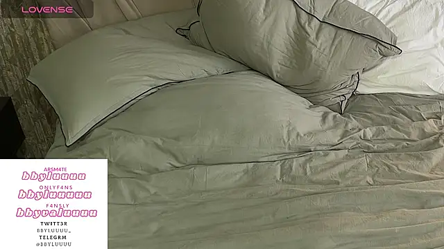 bbyluuuuu online show from December 2025 10:39:01 PM