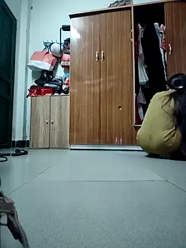 LianLaz online show from February 2026 04:41:01 AM