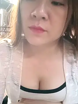 Lily-ross22 online show from December 2025 06:20:02 AM