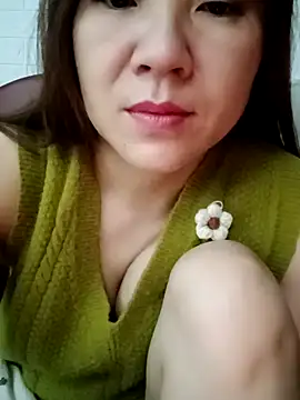 Lily-ross22 online show from February 2026 11:58:01 PM