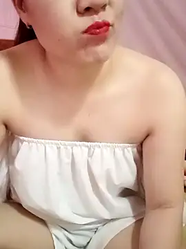 Lily-ross22 online show from June 2026 04:26:01 AM