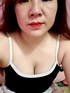 Lily-ross22 online show from July 2026 12:48:02 AM