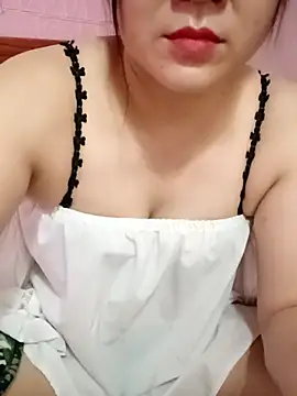Lily-ross22 online show from July 2026 05:33:01 PM