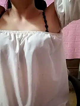 Lily-ross22 online show from July 2026 08:23:02 AM