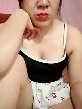 Lily-ross22 online show from July 2026 05:31:01 PM