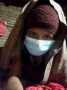 Snapshot of Curvy_Vamikaa chatting on December 2025 03:09:02 PM Curvy Vamikaa online show from December 2025 03:09:02 PM