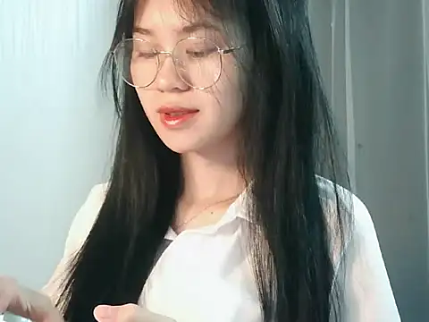 Nunaa18 online show from November 2025 04:46:02 AM