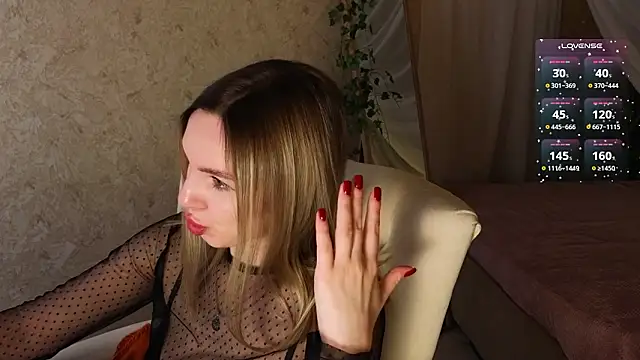 molly crystal online show from February 2026 01:43:01 AM