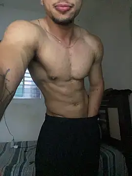 MoreninhoMagrinho online show from February 2026 03:33:01 AM