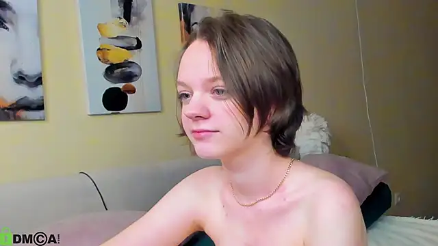 Olivia Riesz online show from May 2026 01:21:02 AM