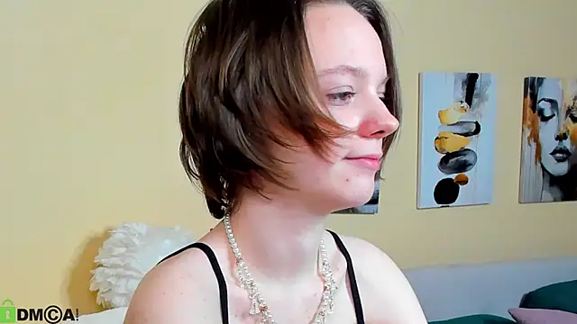 Olivia Riesz online show from May 2026 12:49:01 AM