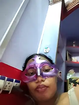 aarti03fb online show from June 2026 06:07:01 PM