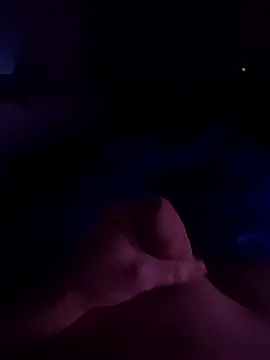 tomas111k online show from January 2026 06:18:02 AM