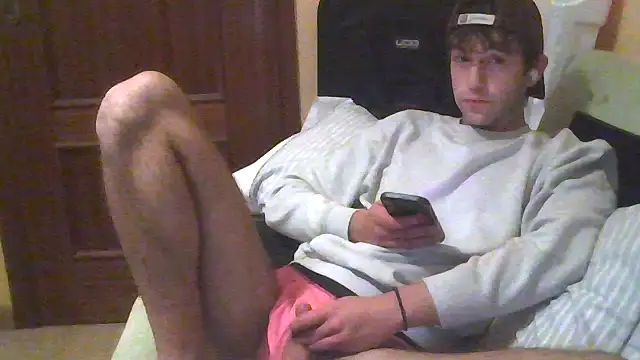 Snapshot of Hugoo_21 chatting on December 2025 11:10:01 PM Hugoo 21 online show from December 2025 11:10:01 PM