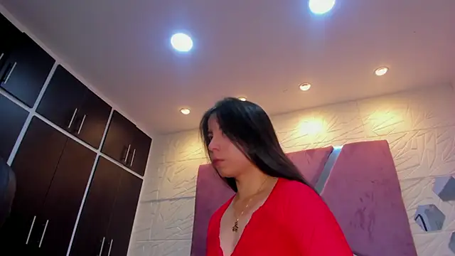sol-angel online show from May 2026 04:25:02 PM