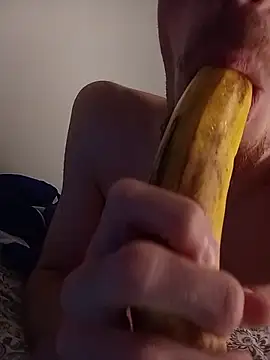 Snapshot of elias_milo chatting on December 2025 05:19:02 PM elias milo online show from December 2025 05:19:02 PM