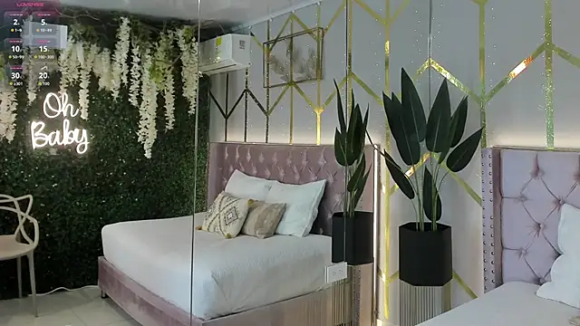 Lola saenz  online show from March 2026 11:58:01 AM