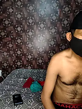 Sexy komal02 online show from April 2026 10:20:02 AM