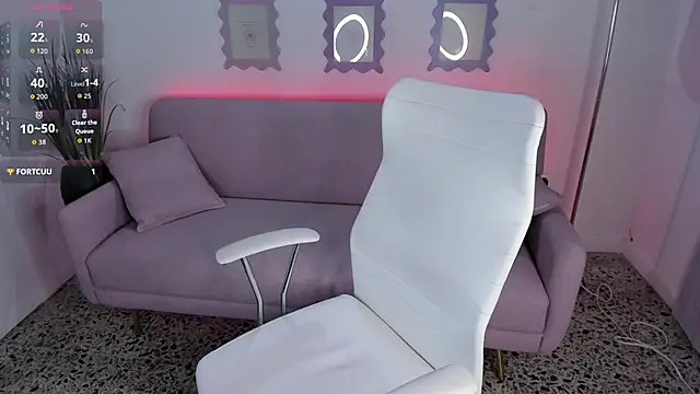 Mariam malikk online show from December 2025 11:43:02 PM