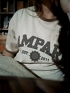 NariShow online show from December 2025 04:02:02 PM