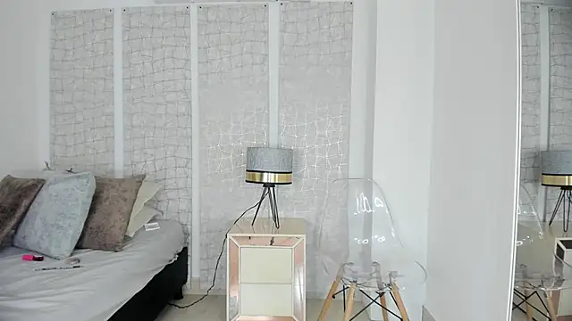 Snapshot of niicole_steele_ chatting on December 2025 08:05:01 PM niicole steele online show from December 2025 08:05:01 PM