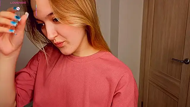 MarySparkl online show from December 2025 07:45:02 PM